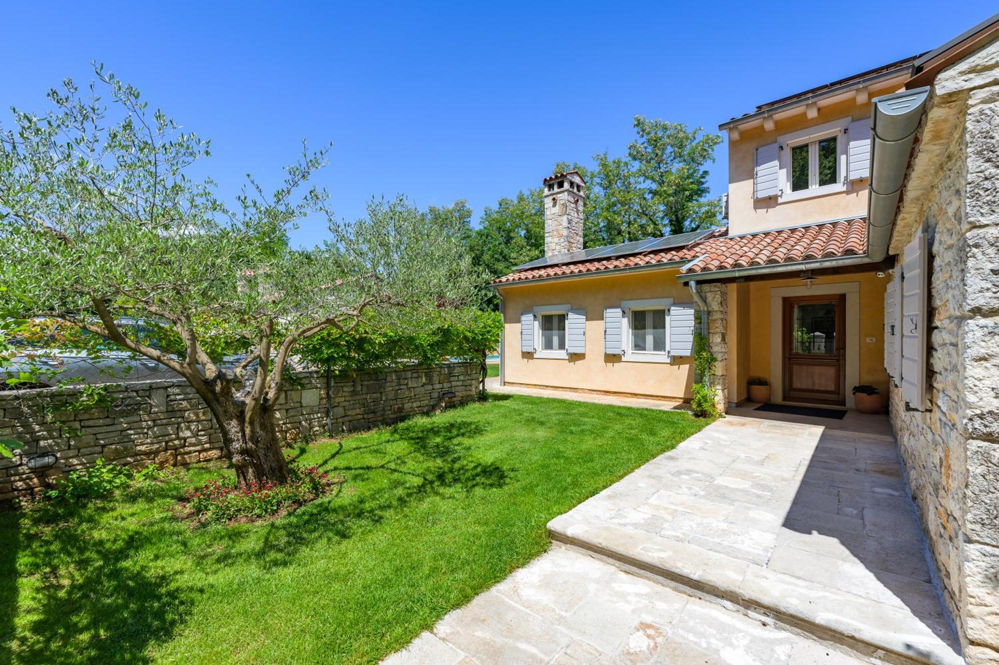 Villa Lipa Krnica Exterior photo